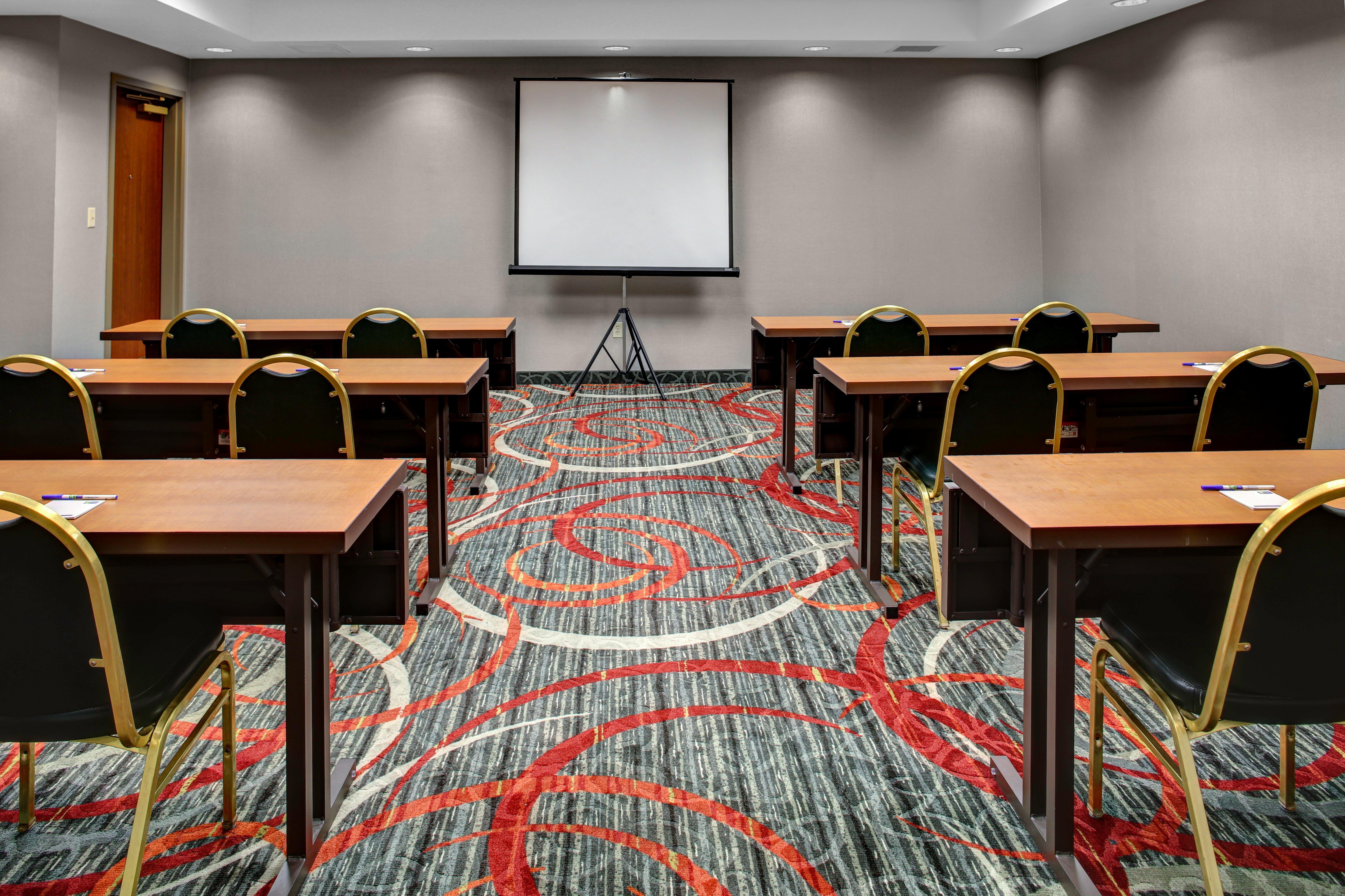 Holiday Inn Express Hotel & Suites Pittsburgh-South Side By Ihg Exterior photo