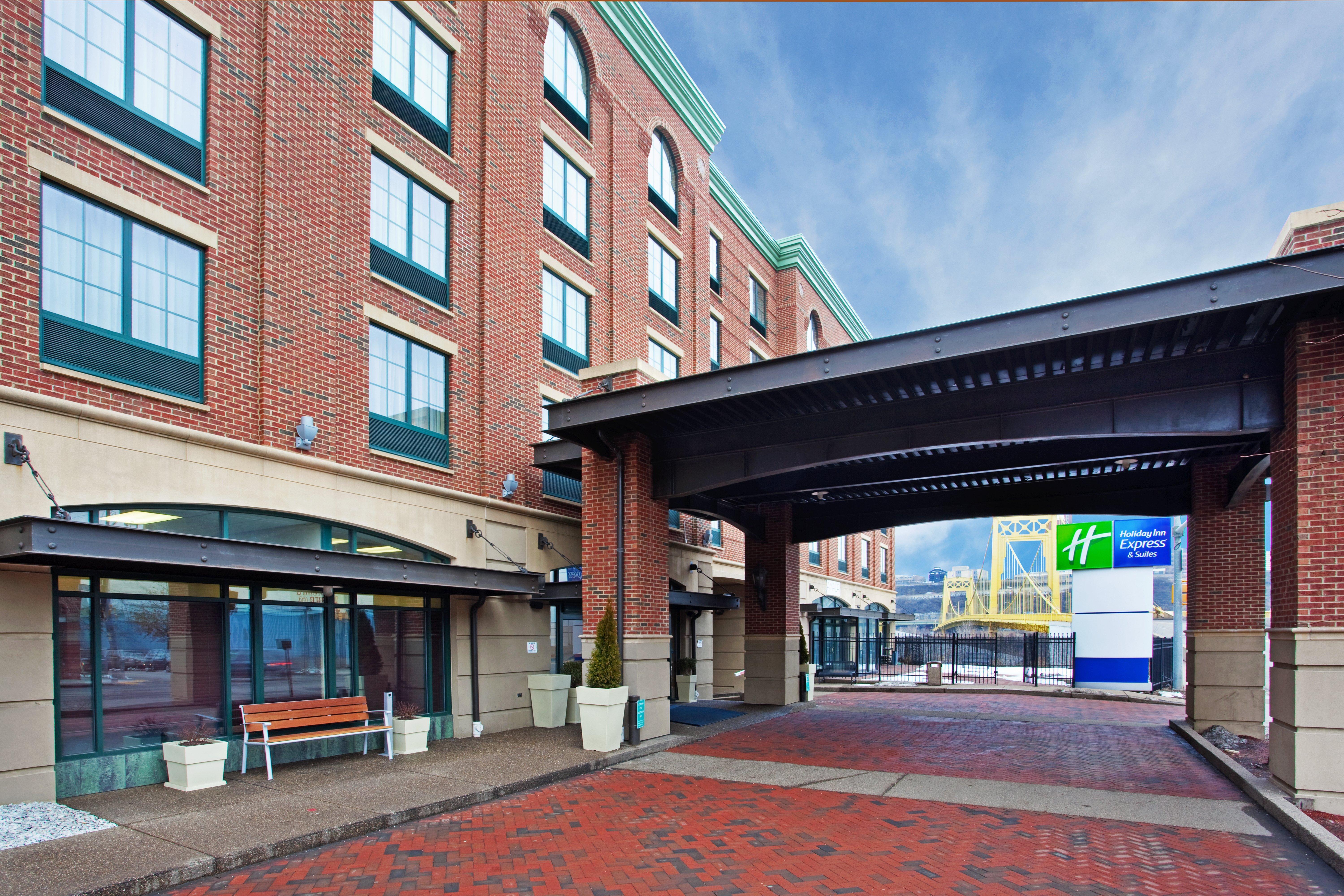 Holiday Inn Express Hotel & Suites Pittsburgh-South Side By Ihg Exterior photo