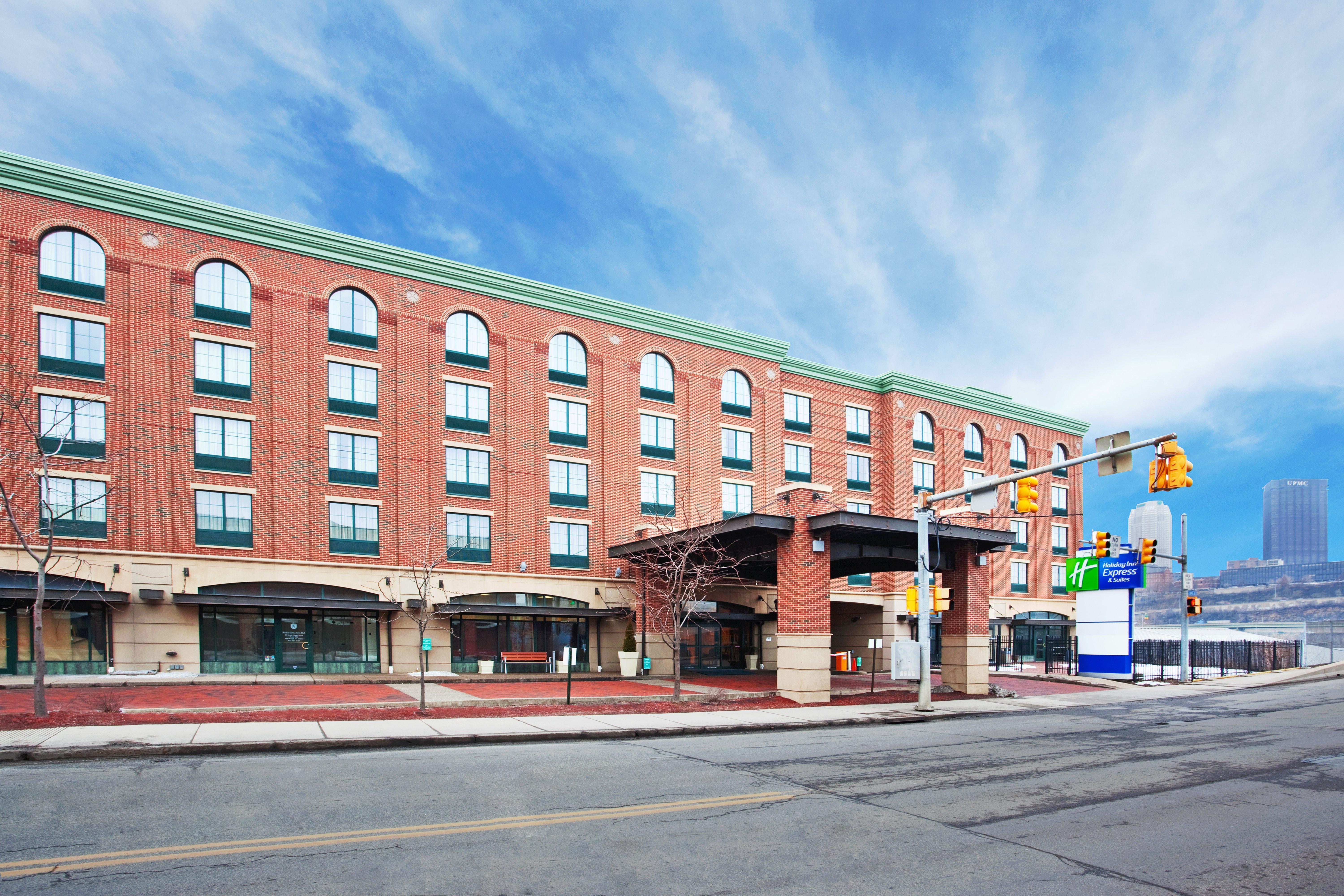 Holiday Inn Express Hotel & Suites Pittsburgh-South Side By Ihg Exterior photo